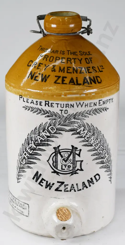 GREY & MENZIES NEW ZEALAND STONE JAR Image 1++
