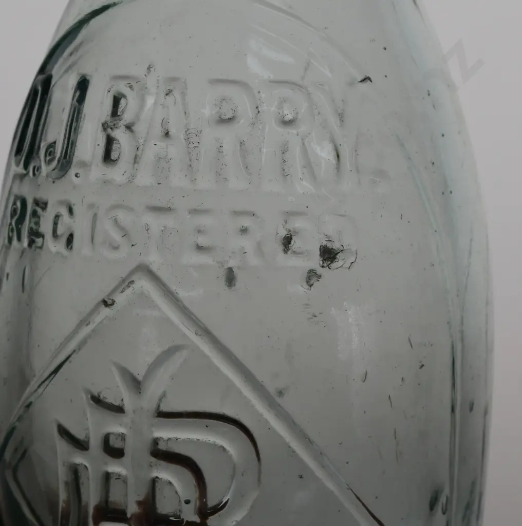 BARRY GISBORNE HAMILTON Image 1++