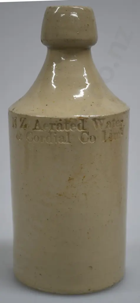 NZ AERATED WATER & CORDIAL CO GINGER BEER Image 1++