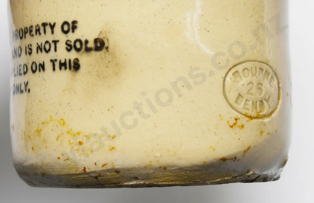 GILBERD’S NAPIER GINGER BEER Image 1++