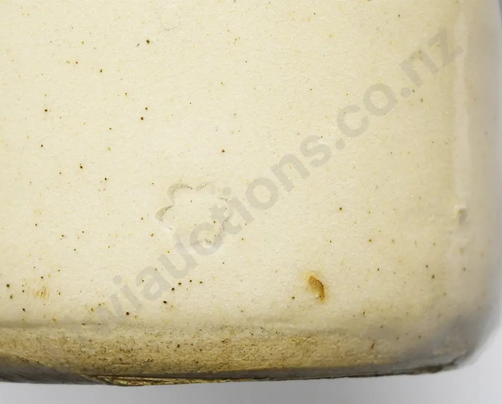 GREY MENZIES GINGER BEER Image 1++