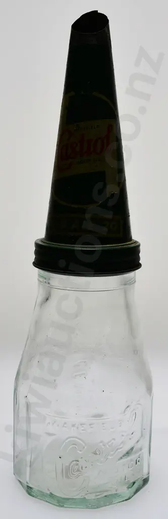PINT CASTROL OIL BOTTLE Image 1++