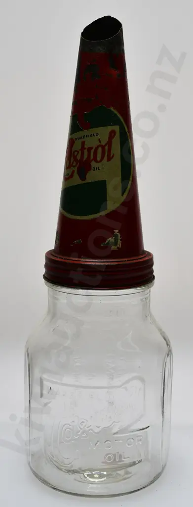 PINT CASTROL OIL BOTTLE Image 1++