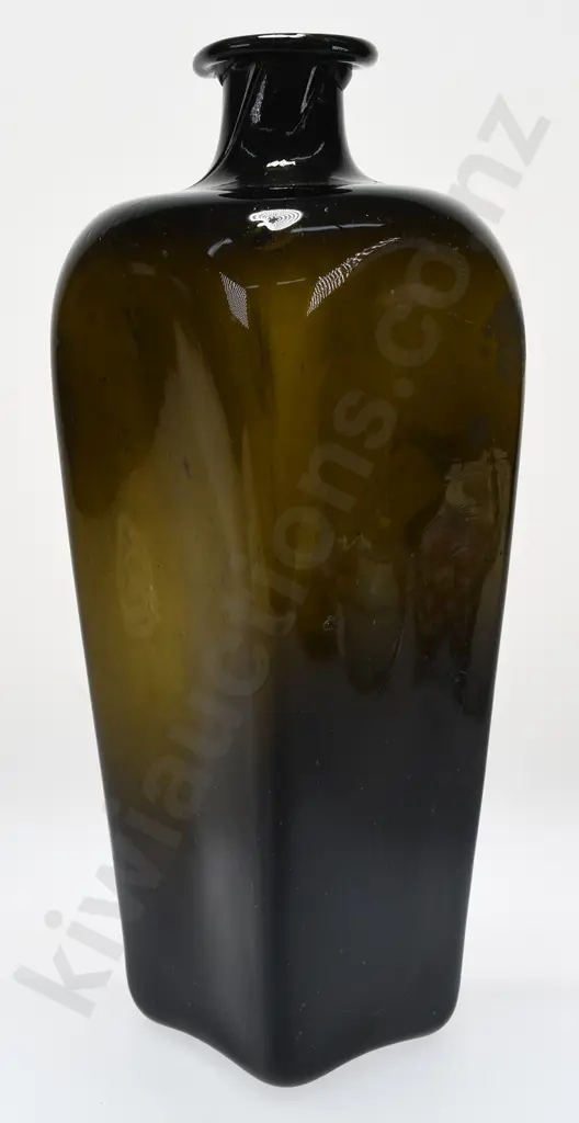 PIG SNOUT GIN Image 1++