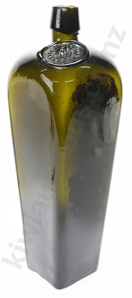 HOLLAND SCHIEDAM SEALED GIN Image 1++