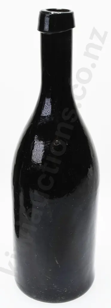 HOYTEMA GIN & 2 BLACKS Image 1++