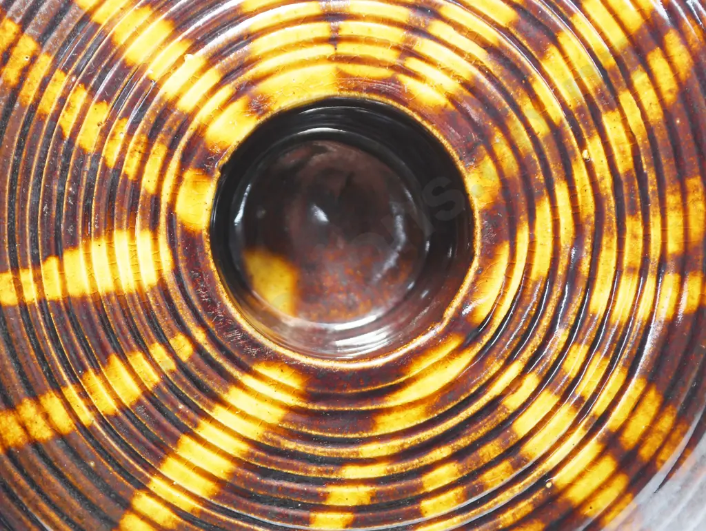 LUKE ADAMS DISCOID VASE Image 1++
