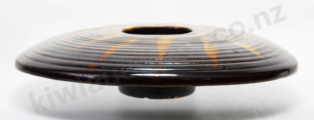LUKE ADAMS DISCOID VASE Image 1++