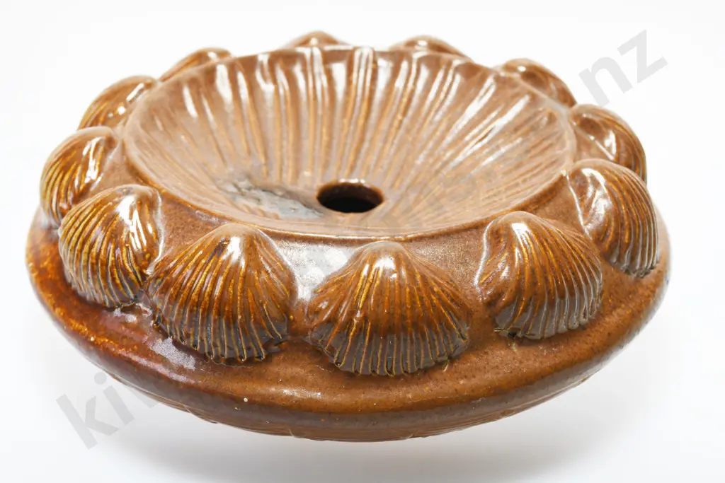 LUKE ADAMS SPITTOON Image 1++