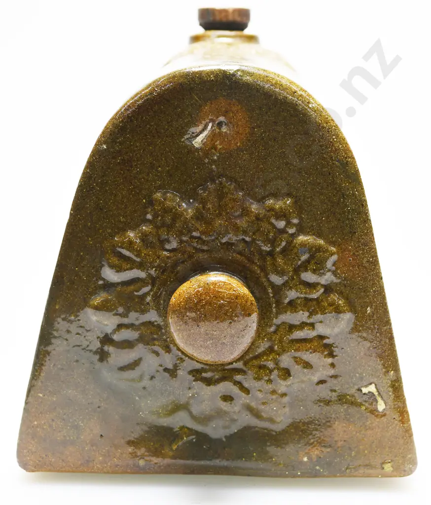 EARLY HUTSON HOT WATER BOTTLE Image 1++