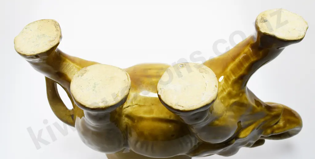 BENHAR ELEPHANT PLANTER Image 1++