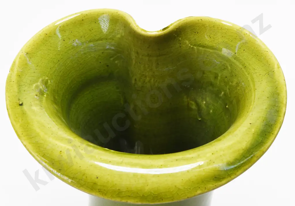 HUTSON GREEN GLAZED VASE Image 1++
