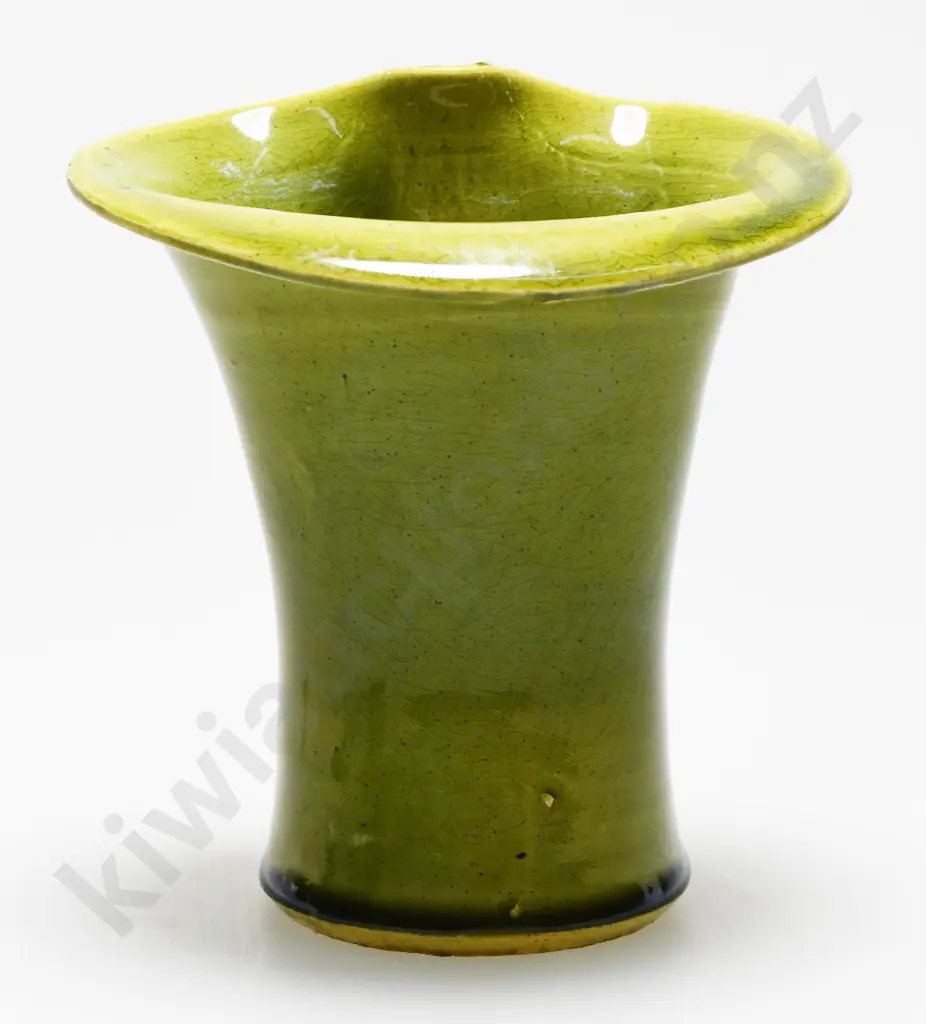 HUTSON GREEN GLAZED VASE Image 1++