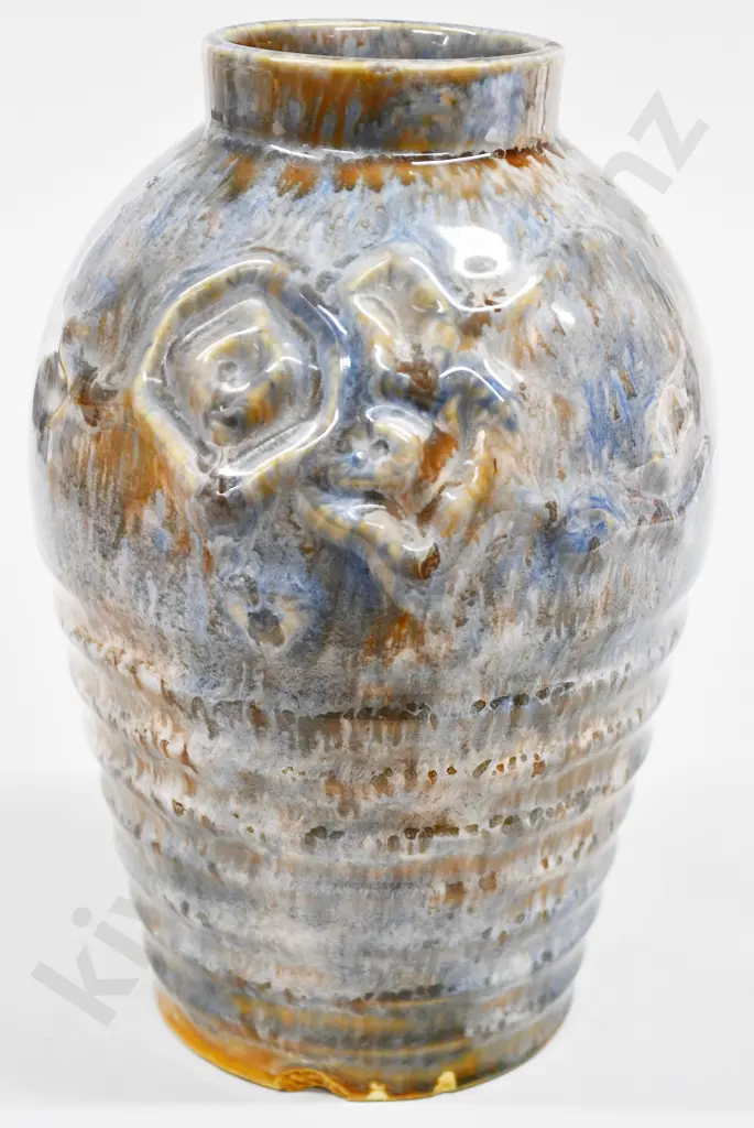 CROWN LYNN VASE NUMBER 85 Image 1++