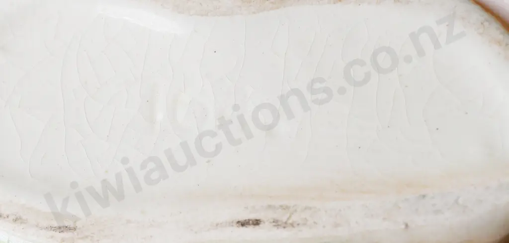 CROWN LYNN RABBIT EASTER EGG HOLDER Image 1++