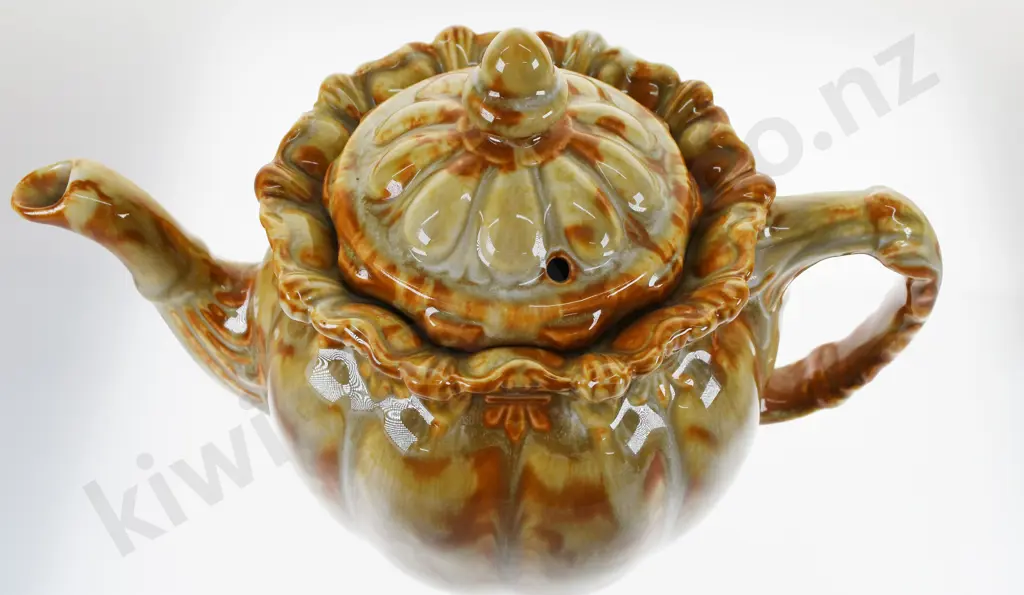 TEMUKA WARE TEAPOT Image 1++