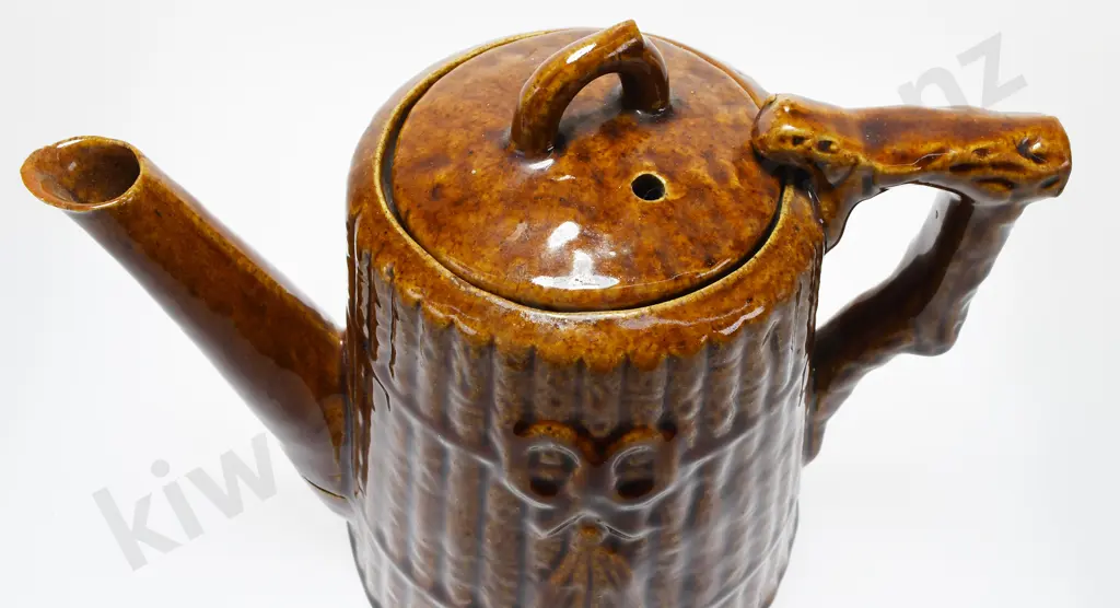 LUKE ADAMS TEAPOT Image 1++