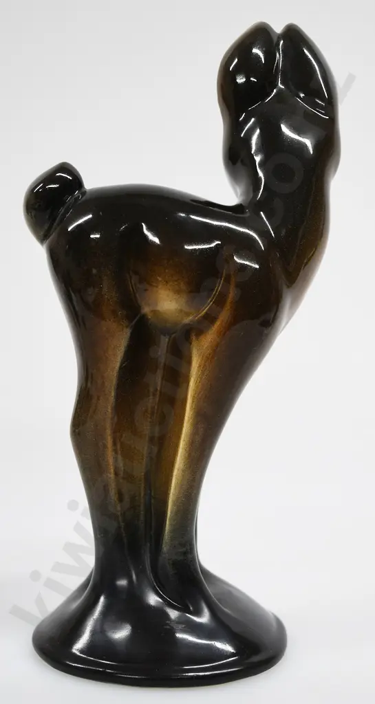 CROWN LYNN STANDING FAWN Image 1++