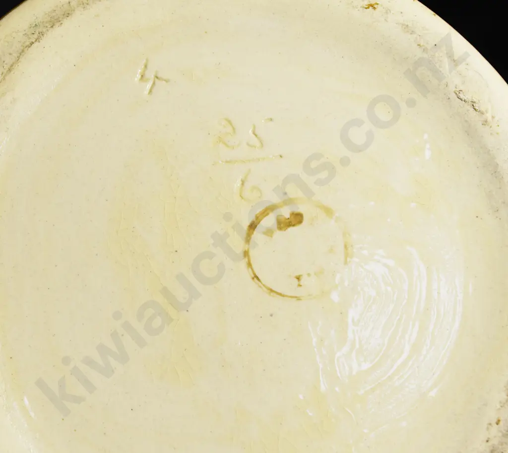 CROWN LYNN TRICKLE GLAZED VASE Image 1++