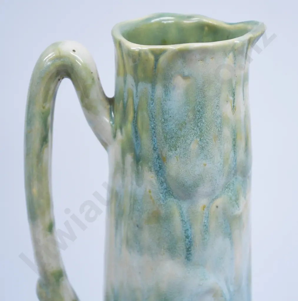 CROWN LYNN TRICKLE GLAZED JUG Image 1++