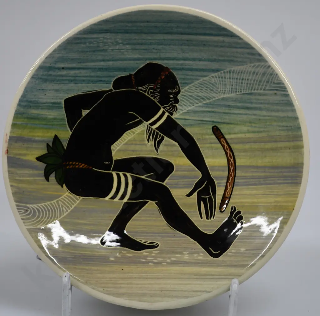 MARTIN BOYD PLATE Image 1++