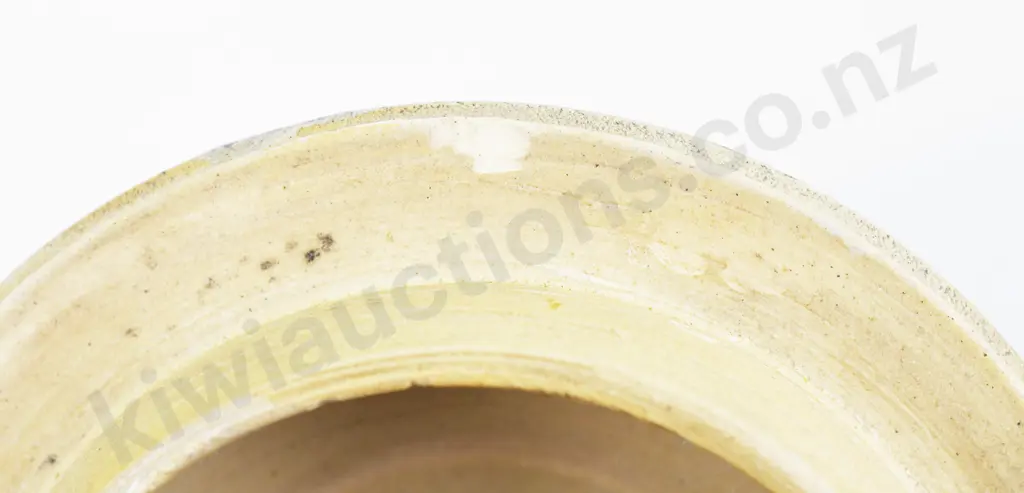 COLONIAL LARGE POTTERY TEAPOT Image 1++
