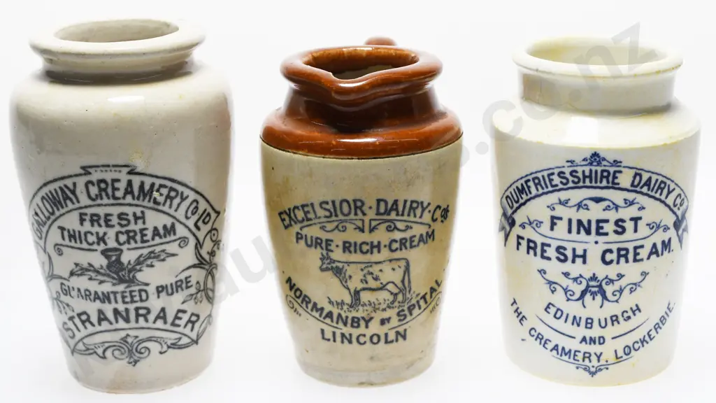 CREAM POTS Image 1++