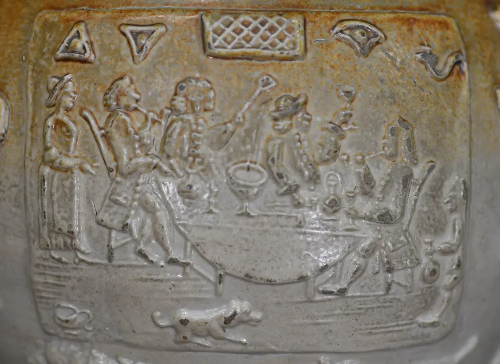 MORTLAKE SALT GLAZED JUG Image 1++