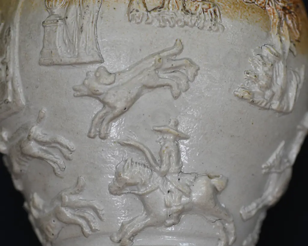 MORTLAKE SALT GLAZED JUG Image 1++