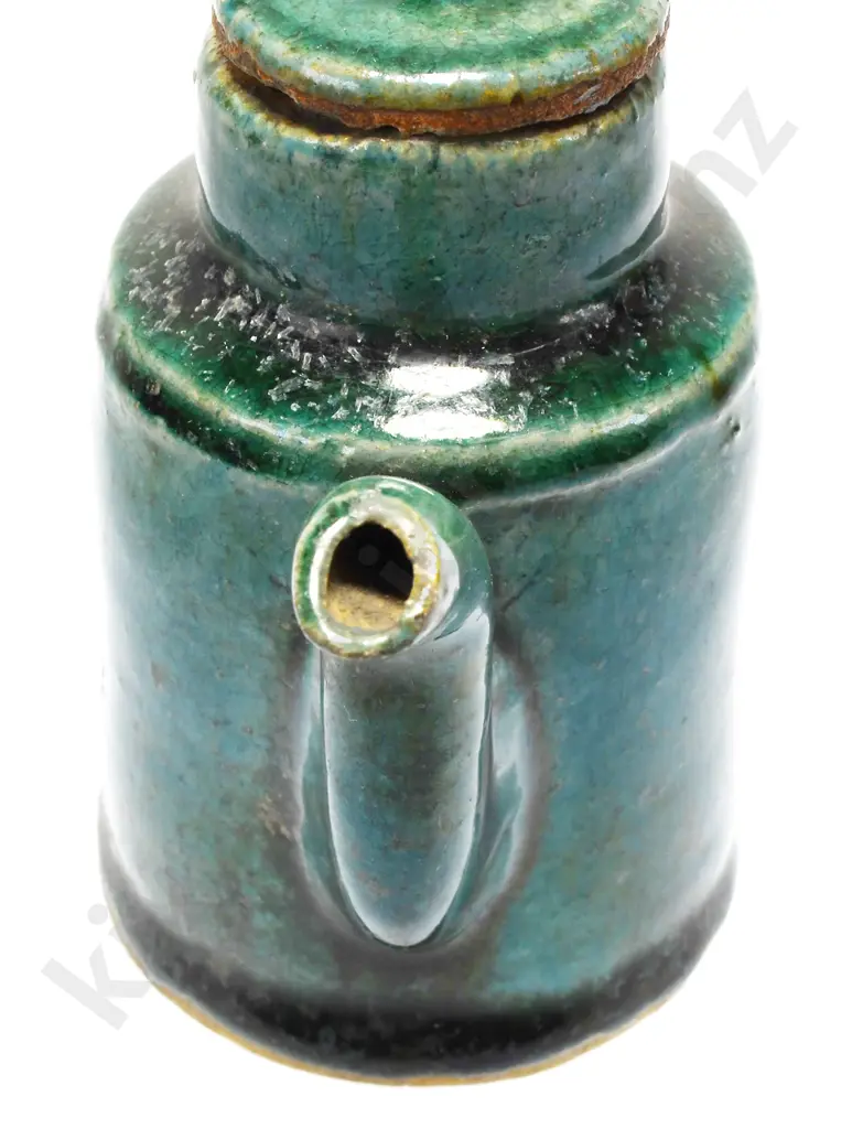 CHINESE MINIATURE TEAPOT Image 1++
