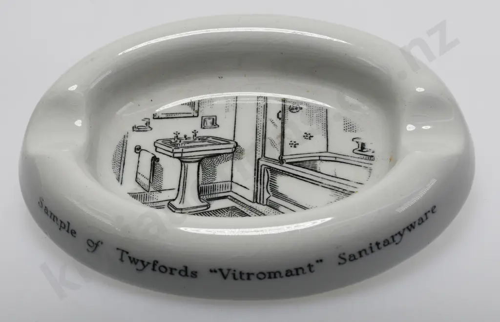 TWYFORDS VITROMANT SANITARYWARE ADVERTISING ASHTRAY Image 1++