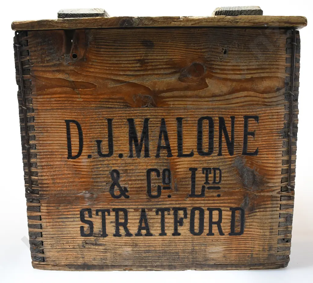 MALONE STRATFORD SODA SYPHON CRATE Image 1++
