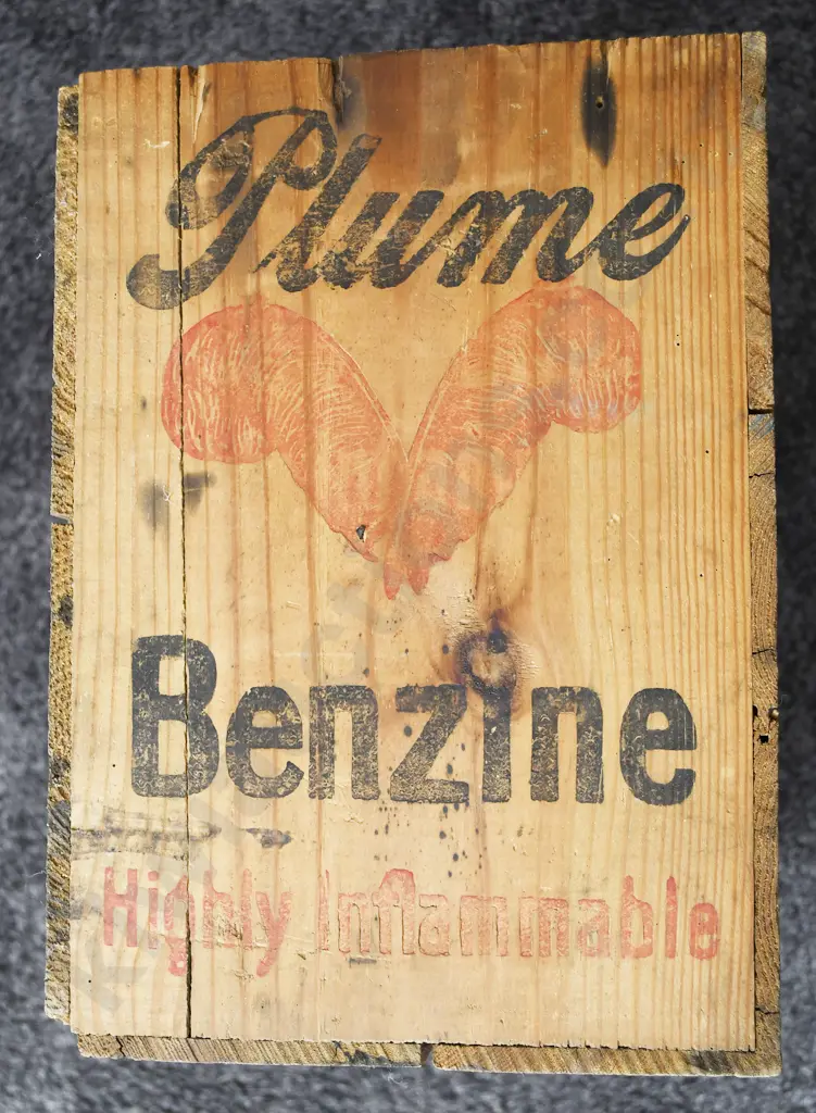 PLUME OIL WOODEN BOX Image 1++